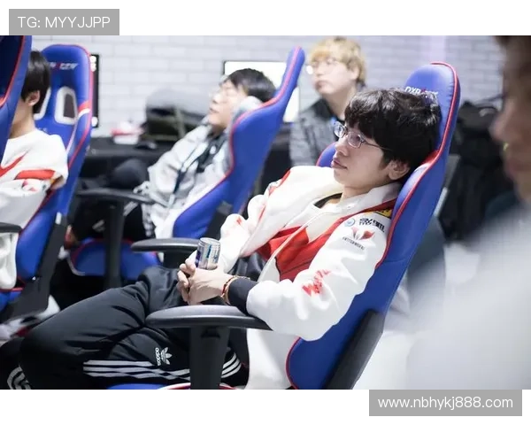 《英雄联盟世界赛奖金激增背后的商业价值与电竞产业发展分析》