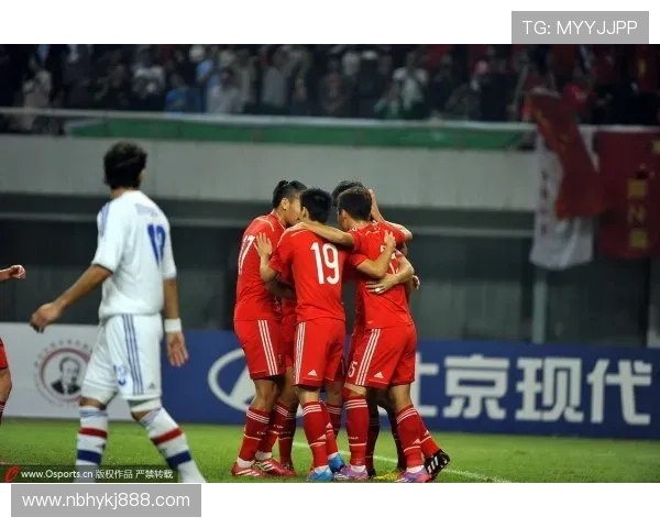 中国足球队力克韩国晋级亚洲杯四强 郑智领衔全场最佳表现