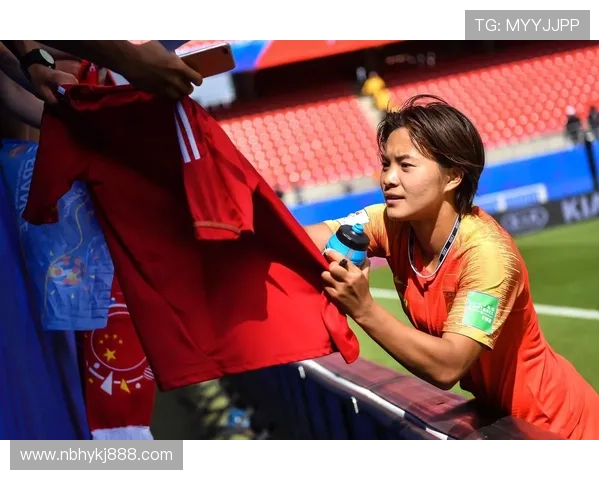 中国足球队迎战强敌 备战世界杯预选赛新征程 打破历史纪录誓夺荣誉