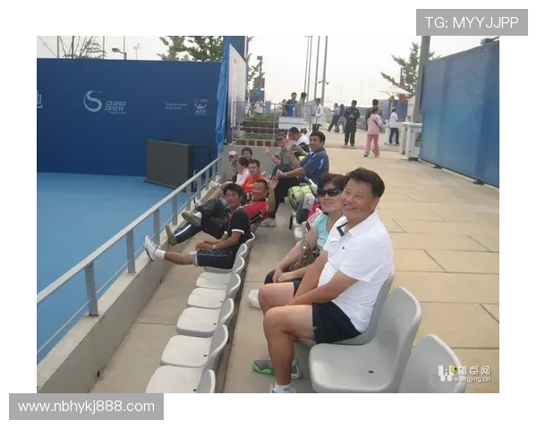 新赛季网球赛场群星争辉上演激烈对决焦点纷呈精彩不断赛事动态频传