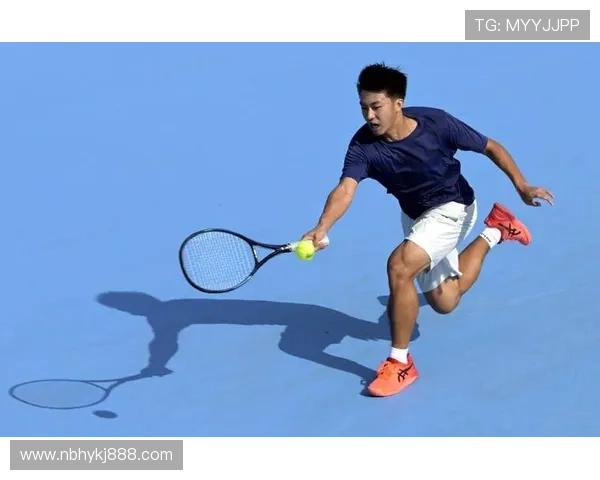 新赛季网球巡回赛开幕中国球员集体冲击世界前列表现引发关注 新赛季网球巡回赛开幕中国球员集体冲击世界前列表现引发关注